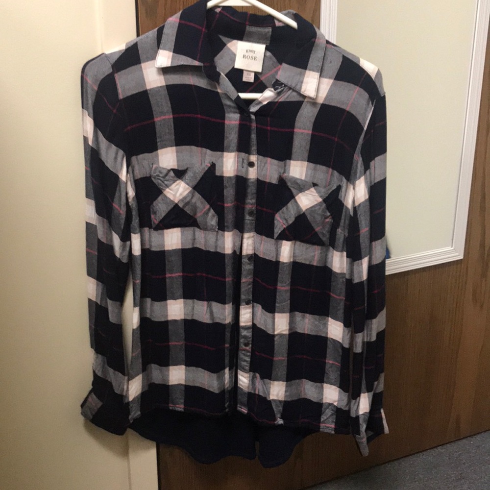 Knox Rose Button down